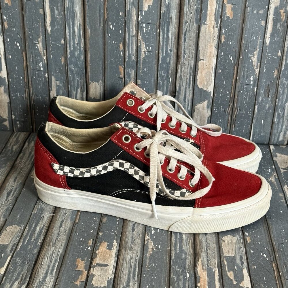 Vans Old Skool Red & Black Sneaker Removerable Stripe- Mens 8.5 Women 10
